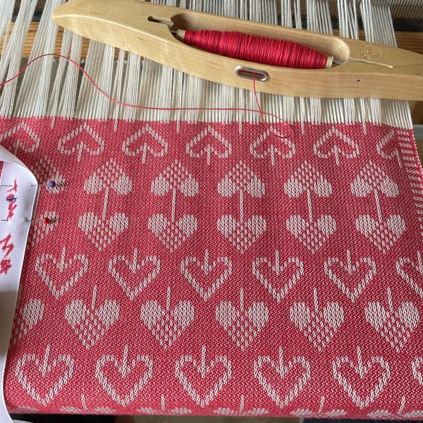 Hearts and Baskets Table Mat