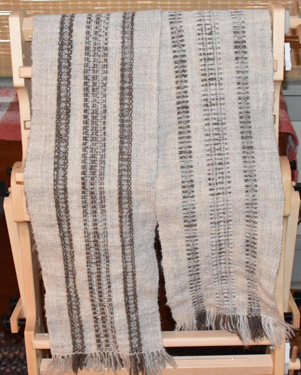 Scarf - Handspun with Vertical Floats